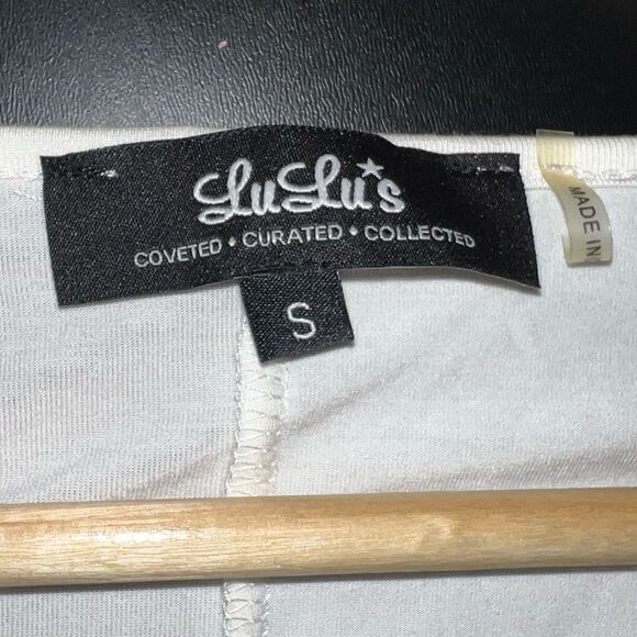 Lulu’s Just Like Vacation Ivory Long Sleeve Top Size Small EUC - Picture 6 of 9